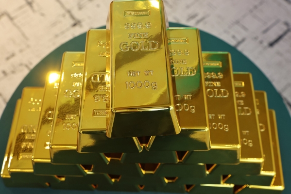 黃金暴跌，原因為何？